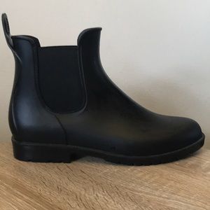 Rain boots